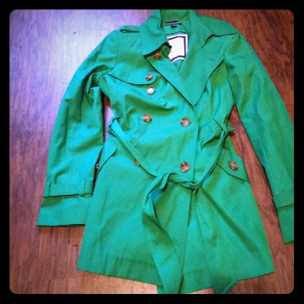 Tommy Hilfiger Trench Coat size medium